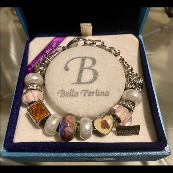 Bella Perlina charm bracelet (one size fits all) with charms included !!!! - Picture 1 of 7